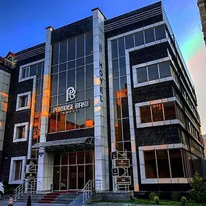 Otel Paradise, Bakü